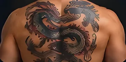 Tatuagem nas costas